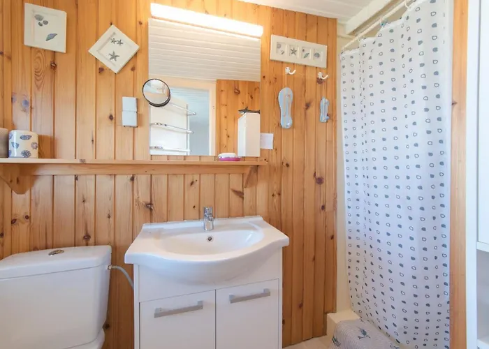 Lotus 310 By Interhome * 데한